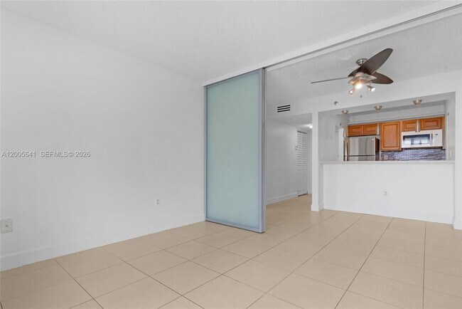 Building Photo - 850 N Miami Ave