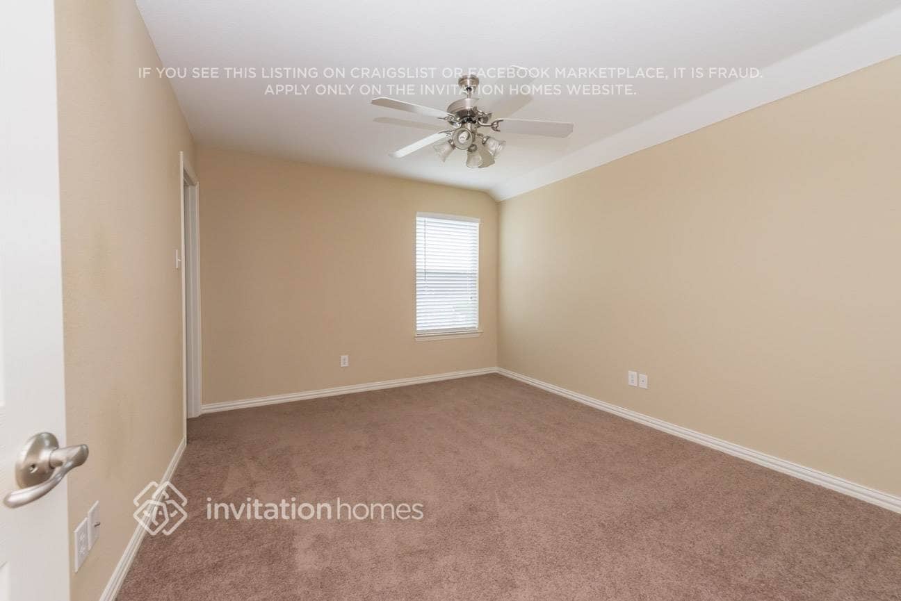 Building Photo - 705 Cross Meadow Blvd