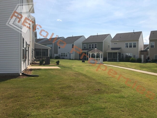 Building Photo - 1152 Epiphany Rd