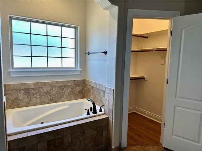 Building Photo - 4989 W Homespun Dr