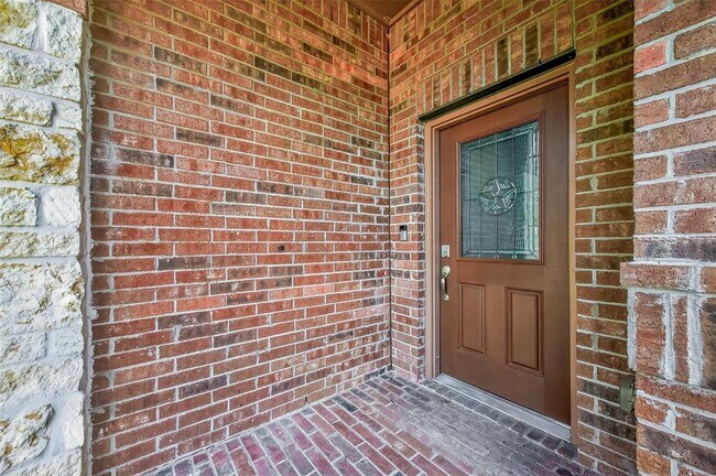 Building Photo - 154 Meadow Grove Dr