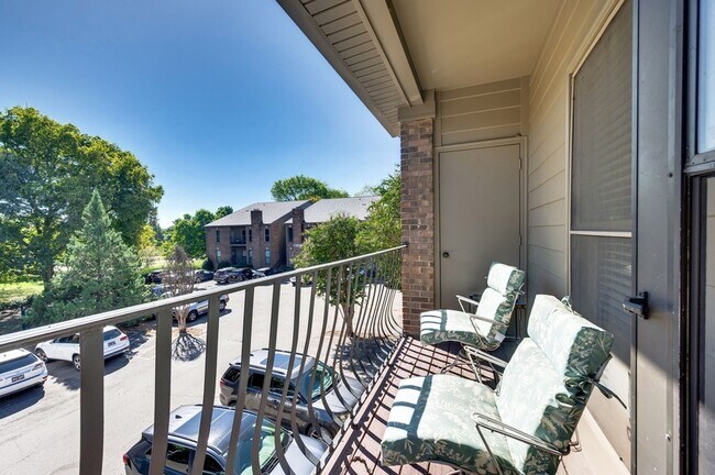 Building Photo - 312 Sloan Rd