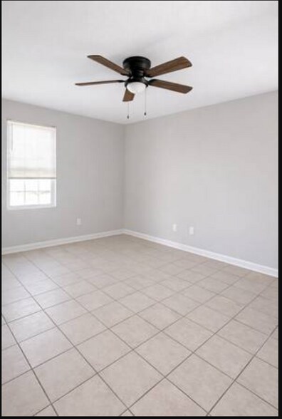 Building Photo - 1000 Transmitter Rd