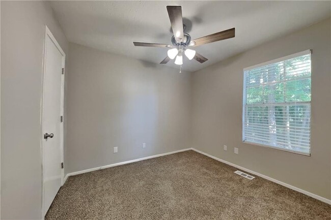 Building Photo - 11195 Crowthore Ct