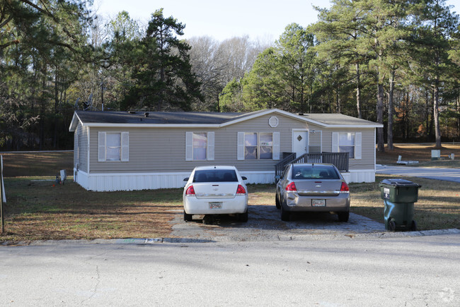 Building Photo - Suburban Woods Manufactured Housing