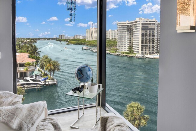 Building Photo - 899 Jeffery St