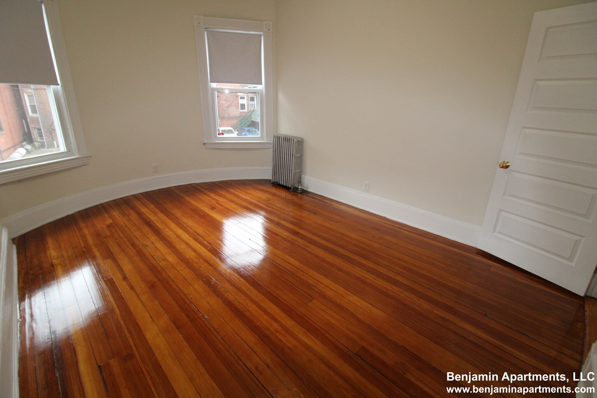 Building Photo - 1583 Beacon St