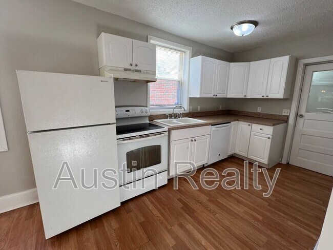 Building Photo - 1149 Watts St