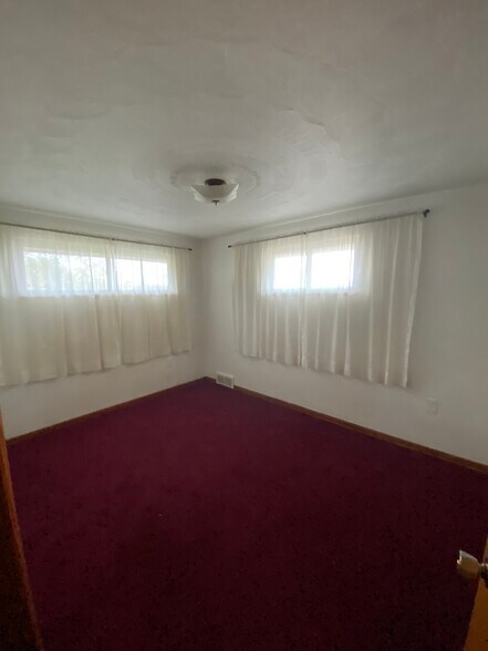 Building Photo - 14001 Michael Dr