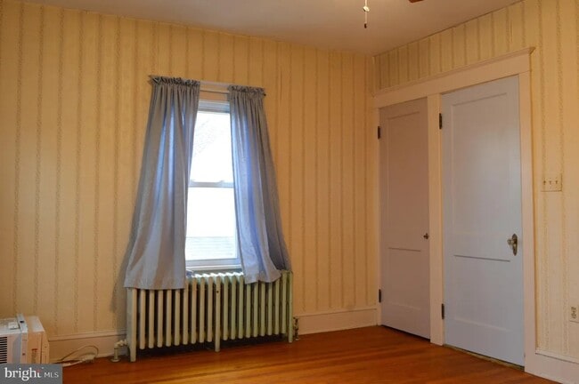 Building Photo - 2203 Fairview Ave