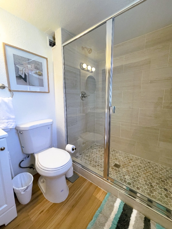 Building Photo - 801 Maxwell Ave