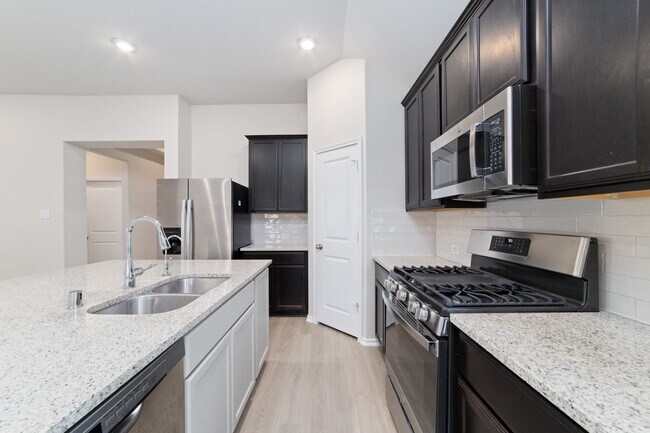 Building Photo - 20231 Moonlight Falls Ct