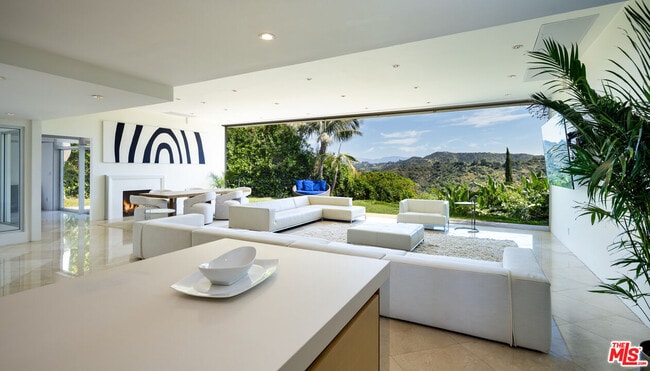 Building Photo - 1466 Bel Air Rd