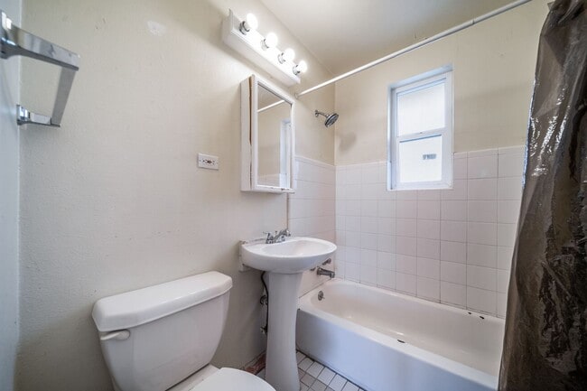 Building Photo - 1456 Galena St