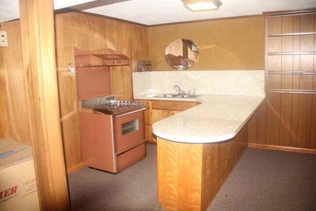 Building Photo - 3009 Oakland Dr NW