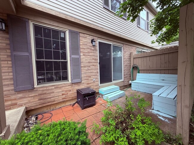Building Photo - 3025 Forest Creek Ct