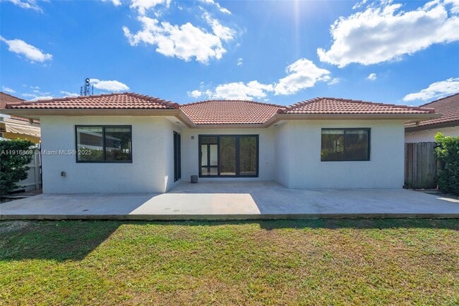 Building Photo - 15057 SW 32nd St