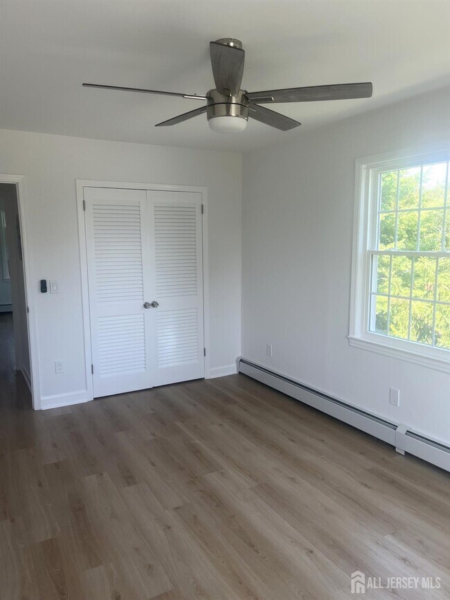 Building Photo - 284 Union valley Half Acre Rd