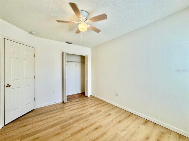 Building Photo - 22537 Roderick Dr