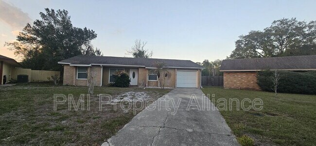 Building Photo - 703 Sunbury Ct