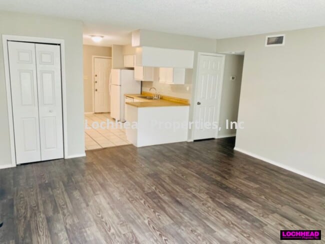Building Photo - ******2 BEDROOM  / 1 BATH IN SACHSE******
