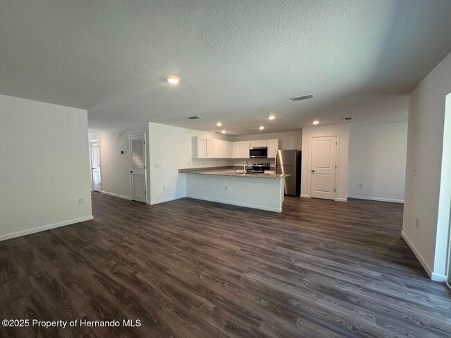 Building Photo - 9610 N San Jose Way