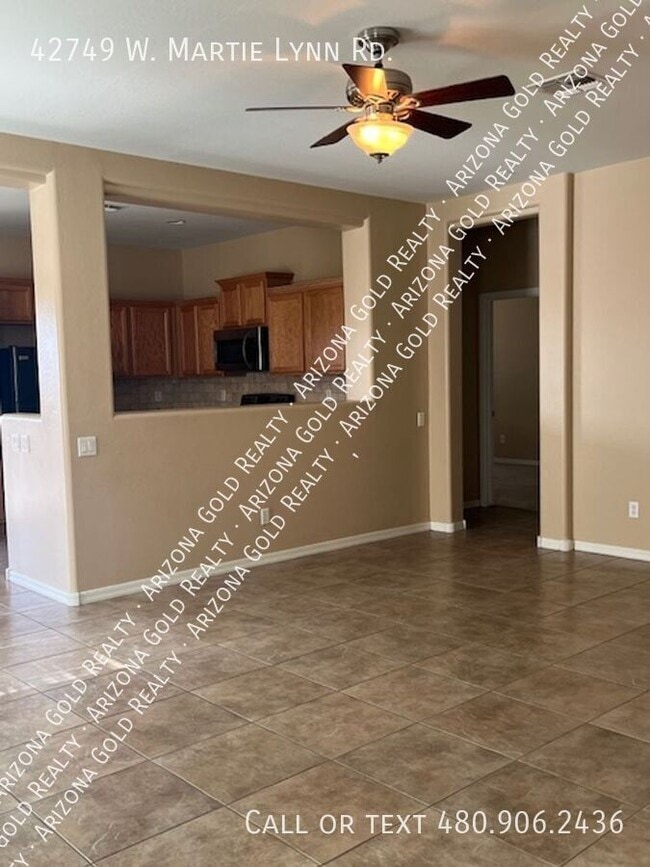 Building Photo - 42749 W Martie Lynn Rd