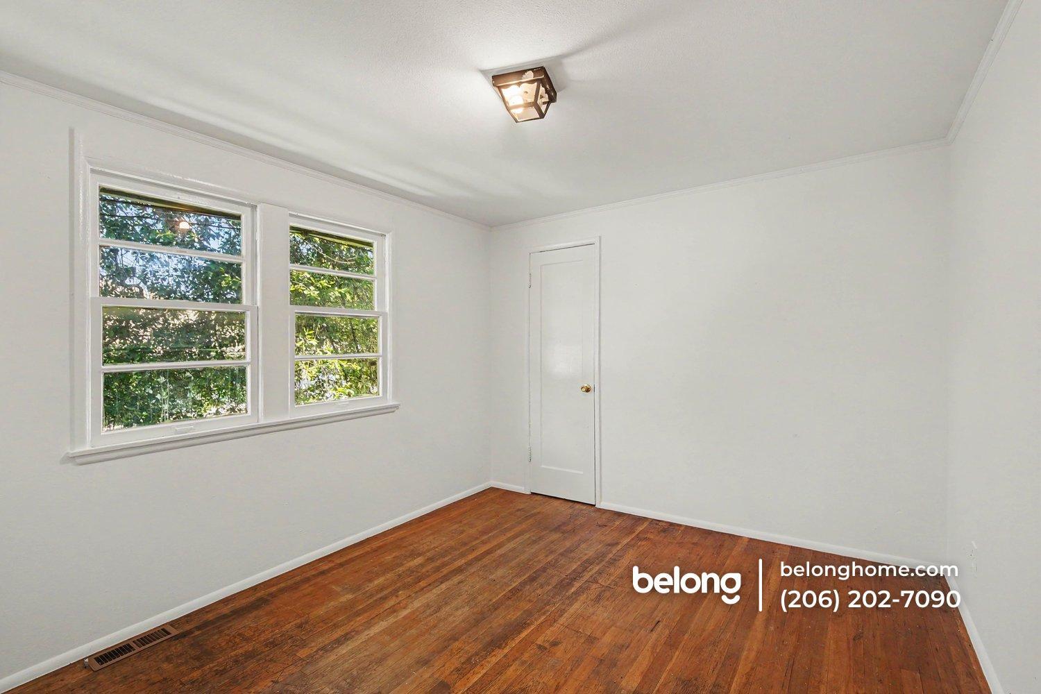 Building Photo - 3820 14th Ave S