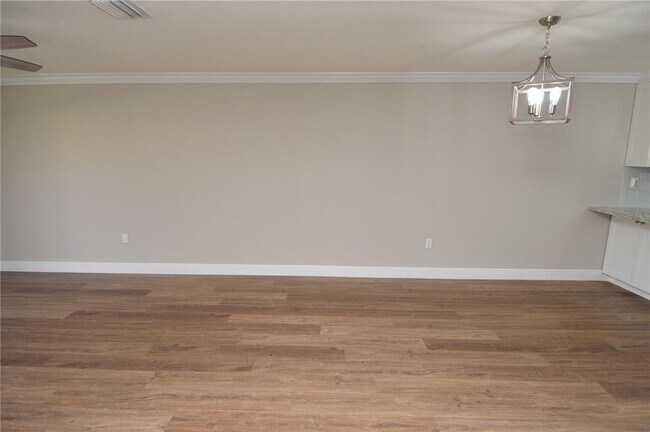 Building Photo - 6330 Grand Bahama Cir