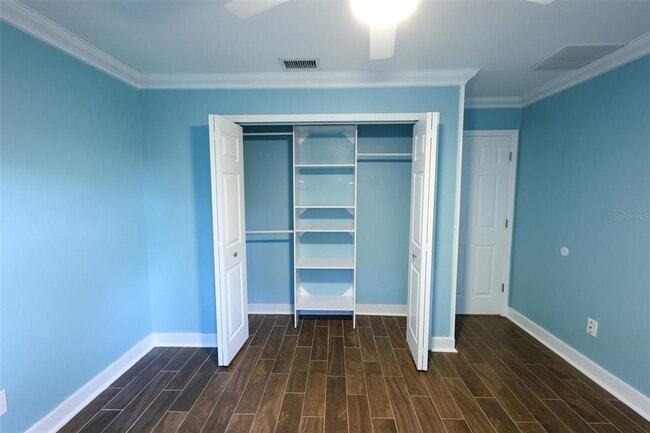 Building Photo - 2540 Elderberry Dr