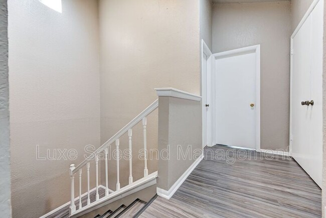 Building Photo - 2221 NW 117th St