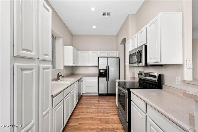Building Photo - 24225 N 39th Ave