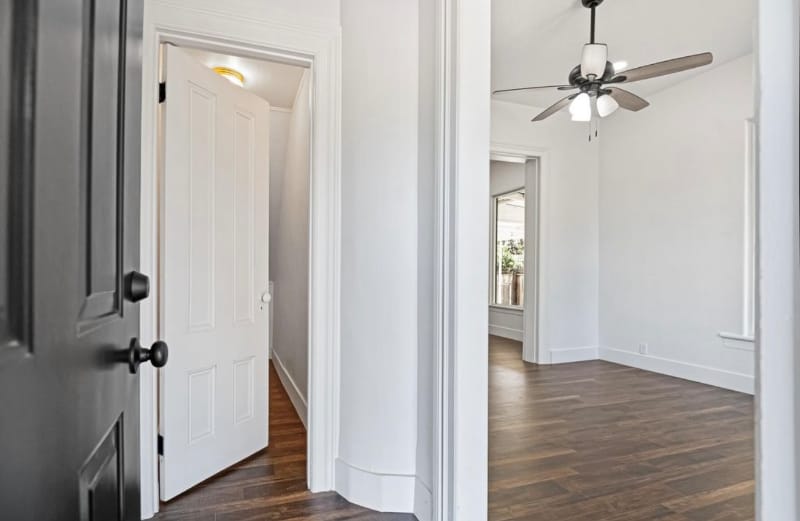 Building Photo - 325 W Bush St