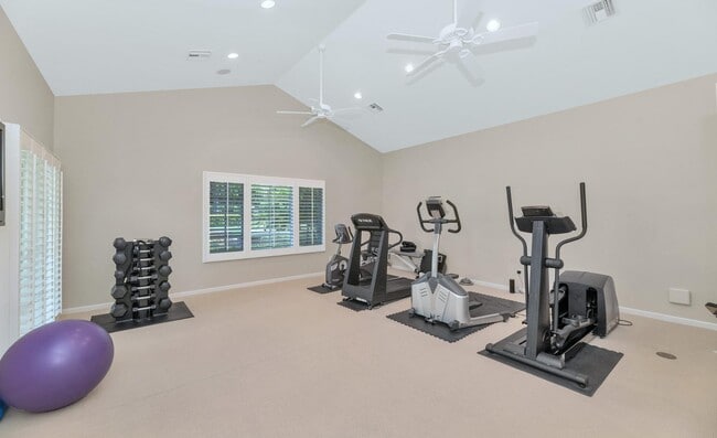 Building Photo - 6248 E Montecito Ave