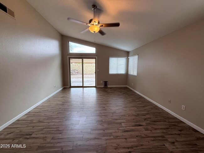 Building Photo - 2307 W Gail Dr