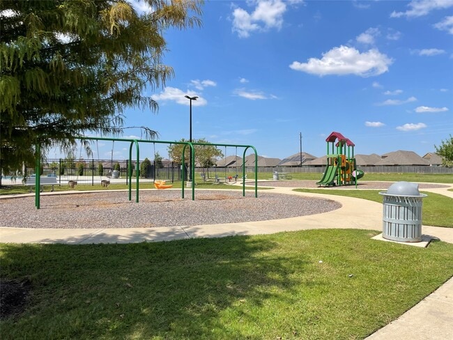 Building Photo - 5342 Rue Dela Croix Dr