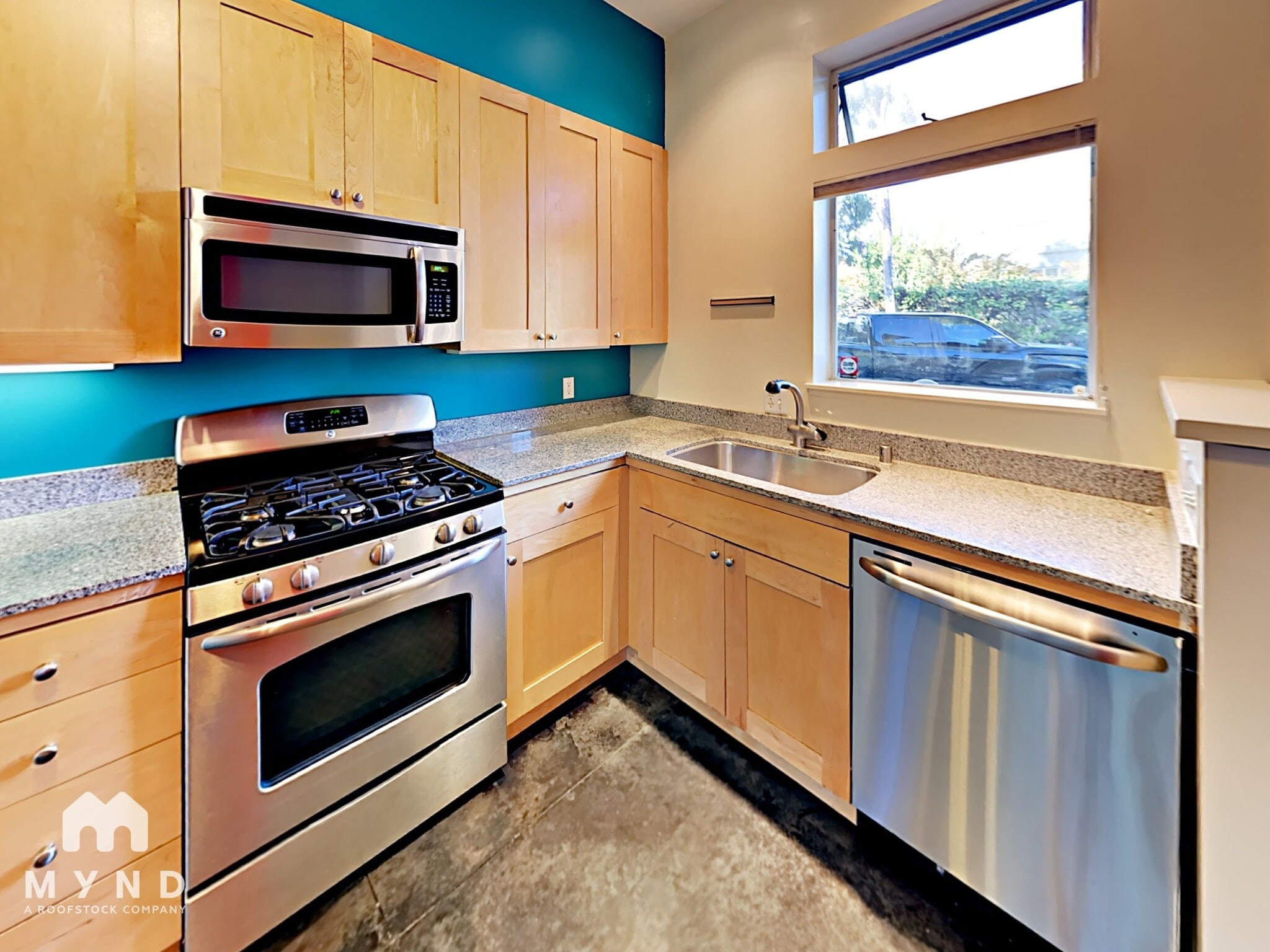 Building Photo - 1222 32nd St