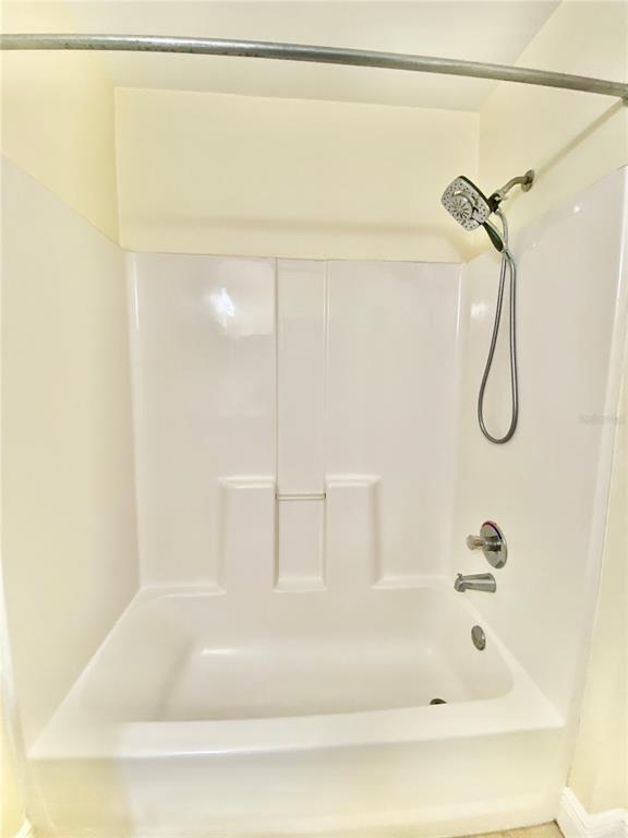 Building Photo - 5451 Vineland Rd