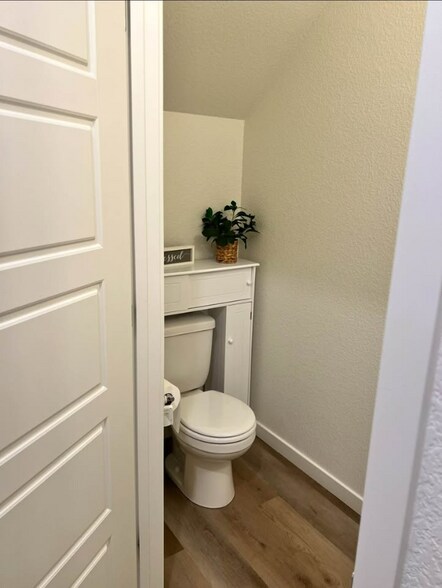 Building Photo - 3744 Katina Wy