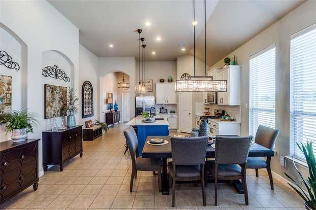 Building Photo - 3208 Thicket Dr