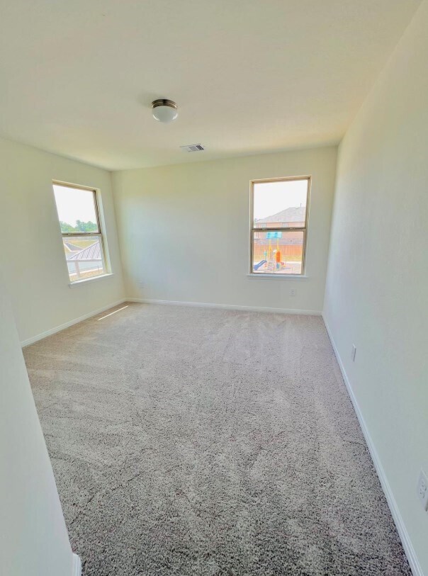 Building Photo - 4939 Hickory Deer Ln