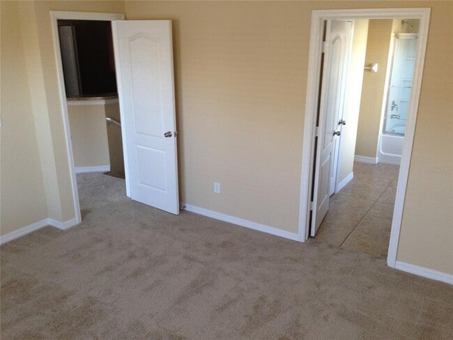 Building Photo - 10799 Gran Paradiso Dr