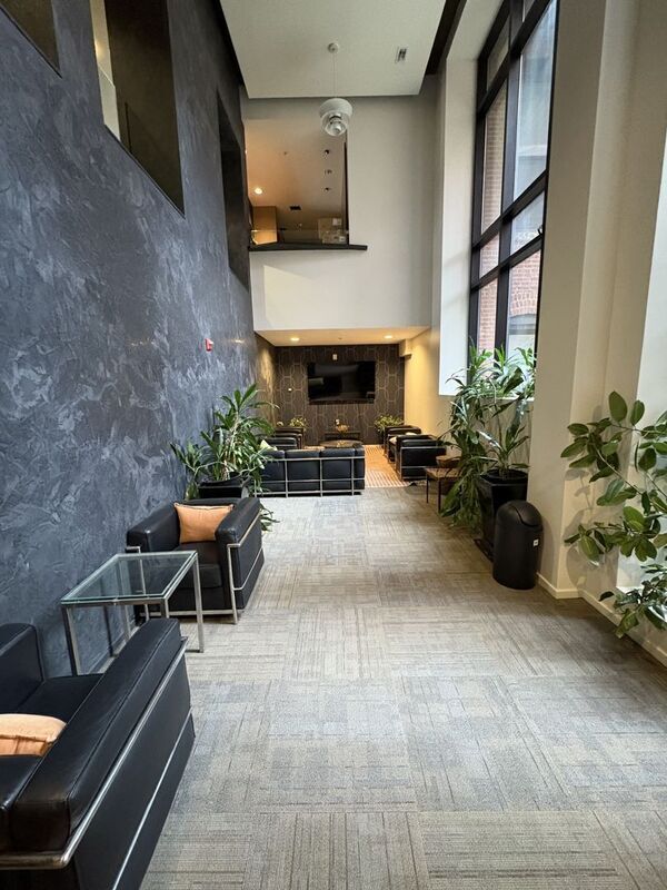 Building Photo - 1211 Light St