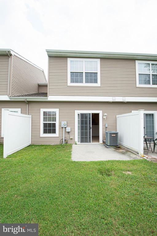 Building Photo - 438 Parkview Ct