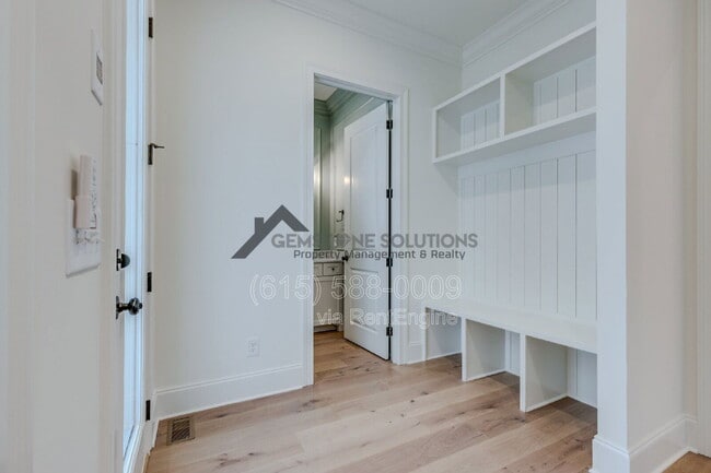 Building Photo - 1001 Championship Blvd