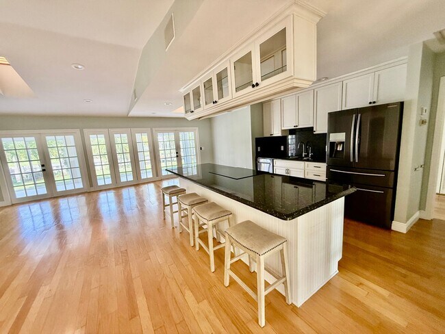 Building Photo - Palm City Home with Dock and Lift