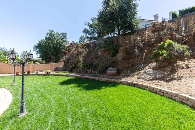 Building Photo - AMAZING ALPINE HOME WITH STUNNING VIEWS, 3...
