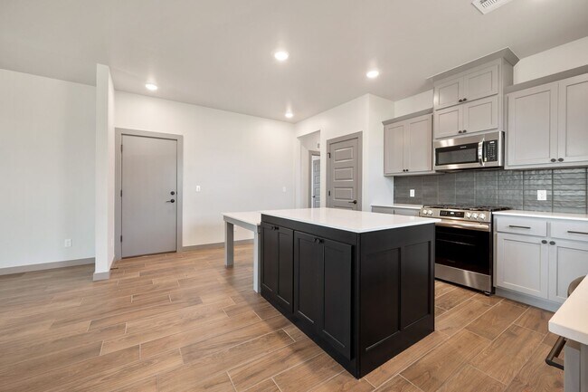 Building Photo - 4105 NW 180th St