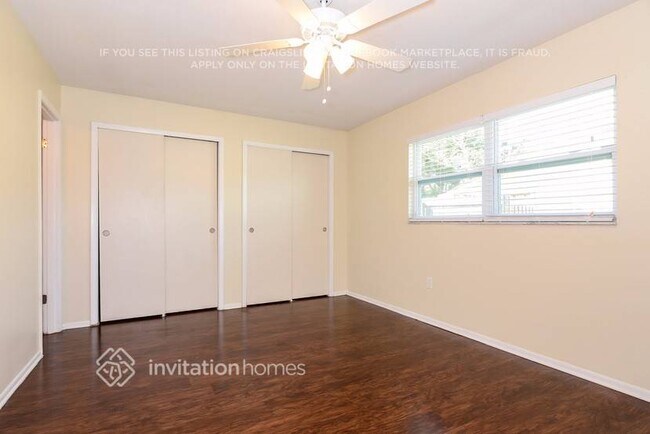 Building Photo - 5348 Colewood Pl