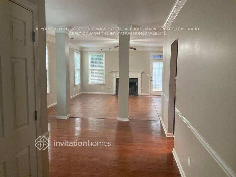 Building Photo - 3158 Yelton Ln